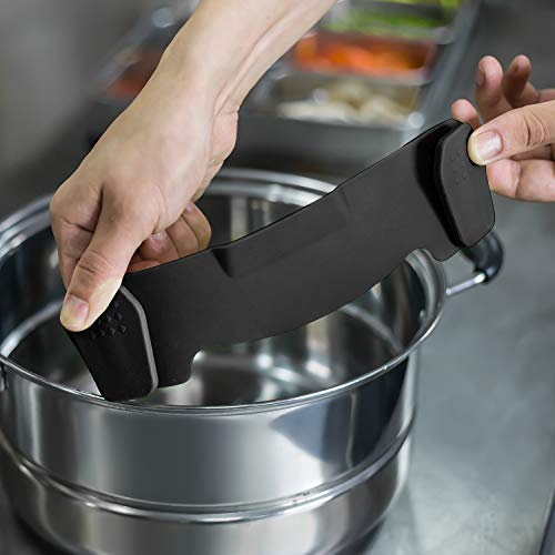 Large AUOON Clip on Strainer for All Pots and Pans - Oversized Silicone Pot Strainer Family-Style Design Pasta Strainer Kitchen Colander for Spaghetti and Noodles | Dishwasher Safe