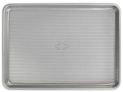 USA Pan Bakeware Half Sheet Pan, Warp Resistant Nonstick Baking Pan, Made in The USA from Aluminized Steel 17 1/4 x12 1/4 x1