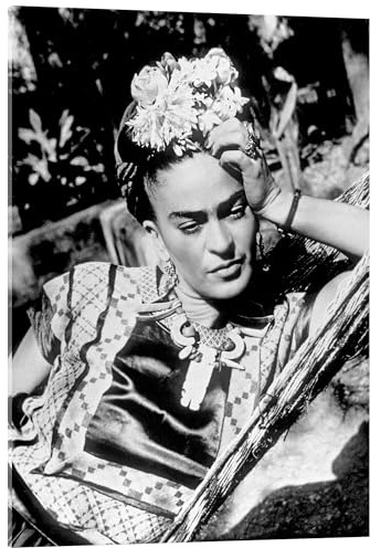 Posterlounge Frida Kahlo in einer Hängematte, 1948 Acrylglasbild | 60 x 80 cm Schwarz-Weiß Wandbilder Wanddeko