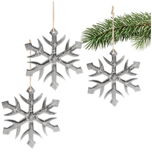 com-four® 3X Hängedeko Schneeflocke, Dekofigur aus vernickeltem Aluminium | weihnachtliches und elegantes Wohnaccessoire - Dekoration für die Winterzeit