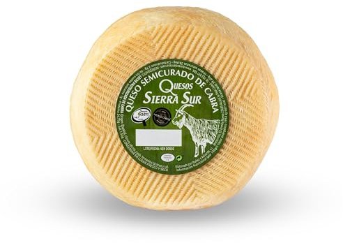 Queso Sierra Sur: Semicurado de cabra, un queso gourmet y artesano que realzará tus platos con su sabor exquisito y auténtico. Pieza 850 gramos mínimo