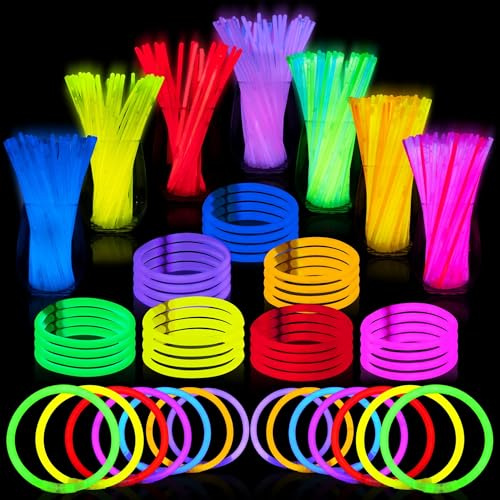JOYIN 800 Pcs 8 Glow sticks Bulk Party Favors Pack, Neon Glow in the Dark Party Supplies, Light Up Necklaces and Bracelets with Connectors, Easter, Football, Birthday Decorations