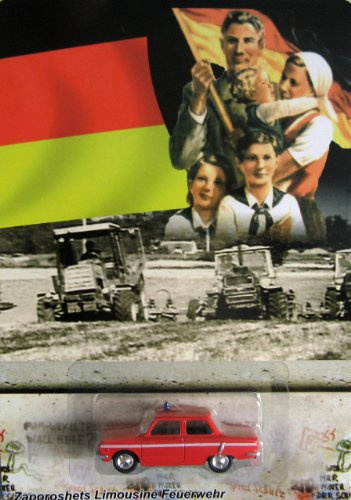 DDR-Pkw-Modell Zaporoshets Limousine Feuerwehr / Gr. ca. 1:64