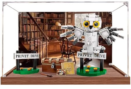 Acrylic Display Case for Lego 76425 4 Privet Drive Hedwig, 3mm Dustproof Display Box, Display Case Compatible with Lego 76425(Model Not Included) (Back Panel Printing Brown)