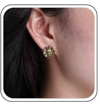 TseenYi Boucles d'oreilles en forme de tête de mort de tournesol - Boucles d'oreilles gothiques en forme de tête de mort - Boucles d'oreilles à tige dorées - Boucles d'oreilles sombres - Bijoux pour