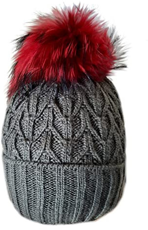 MERRYLAND Mütze Echtfellbommel Pudelmütze ECHTFELL Bommelmütze Hat Real Fur Handmade Fellbommel Echt Fell Strickmütze Bommel Pelzbommel Waschbär Raccoon Pelz