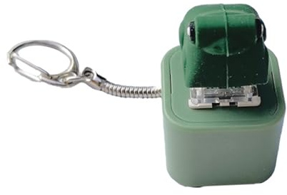 KieTeiiK Porte-clés Anti-Stress en Forme De Grenouilles Lumineuses Bouton-Pression Jouet avec Clics Sonores pour Les Passionnés D'informatique Porte-clés ABS Portable Dispositif