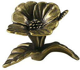 KERAXL Statuetta portafortuna in ottone con fiori di pesco, statua in miniatura con pianta di rame, scultura artigianale, ornamento da scrivania, decorazione per la casa, decorazione da tavolo