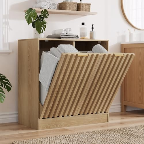 Wäscheschrank mit ausklappbarem Korb