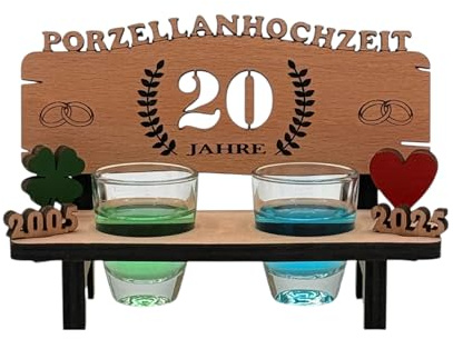 mtb more energy Schnapsbank mit Gravur Porzellanhochzeit aus Holz - tolle Geschenkidee zum 20. Hochzeitstag oder für Geldgeschenk zum 20. Hochzeitsjubiläum - inkl. 2 Schnapsgläser