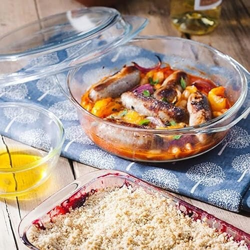 Glass 1.5L Round Casserole Dish with Lid – Multi-Purpose, Heat-Resistant Bakeware – Oven, Microwave, Freezer & Dishwasher Safe – Durable Transparent Glass Dish for Cooking, Baking, Reheating & Serving