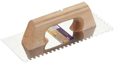 Llana almenada 280x120 mm, diseño robusto, para alisar y nivelar superficies en construcción y acabados.