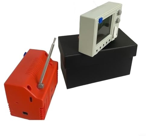 TV retrò con memoria da 8 GB, lettore video USB per MP4, ricaricabile con 150 minuti di autonomia, design compatto 8,5 cm, nostalgico per decorazione per casa delle bambole e collezione (rosso)