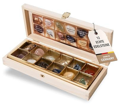 Landkaufhaus Mayer® Edelsteine für Kinder in Holzbox (12 Stück) – Trommelsteine Set mit Namen & Bildern – Spirituelle Glückssteine zum Sammeln, Spielen & Verschenken – hergestellt in Deutschland