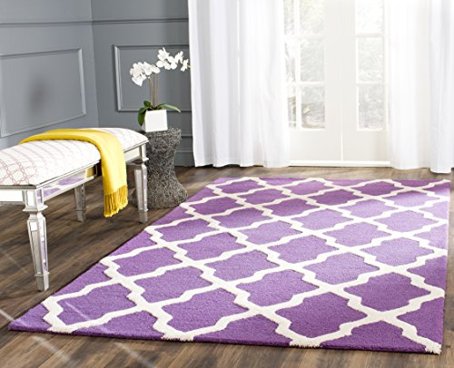SAFAVIEH Geometrisch Teppich für Wohnzimmer, Esszimmer, Schlafzimmer - Cambridge Collection, Kurzer Flor, Lila und Elfenbein, 183 X 274 cm