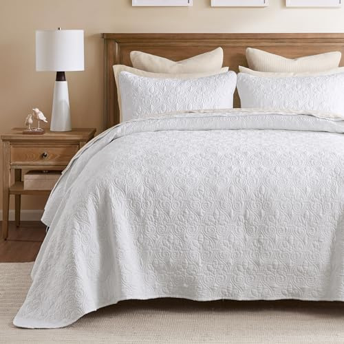 Madison Park All Season, Lightweight Coverlet Bedspread Bedding Set, Matching Shams, Microfiber, White, King(120x118)