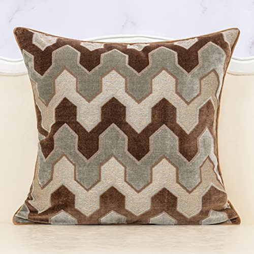 Alerfa Housse de coussin carrée en velours à rayures géométriques brodées - Housse de coussin décorative pour canapé, salon, chambre à coucher, voiture - 45,7 x 45,7 cm - Marron et gris