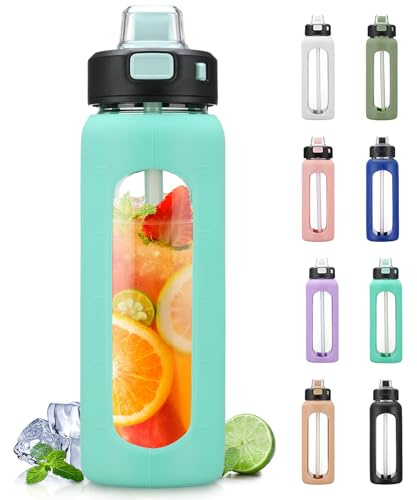 BLUEGO 700ml Trinkflasche Glas mit Strohhalm und Griff Auslaufsichere Wasserflasche mit Silikonhülle und Messskala Sport Glaswasserflasche BPA frei, Grün