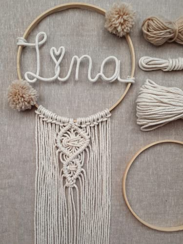 Makramee Namensring als einfaches Bastelset - anfängerfreundlich mit Bilderanleitung - Baby Geschenk Geburt - Traumfänger, Taufgeschenk, Makramee Set, Türschild, Deko Kinderzimmer