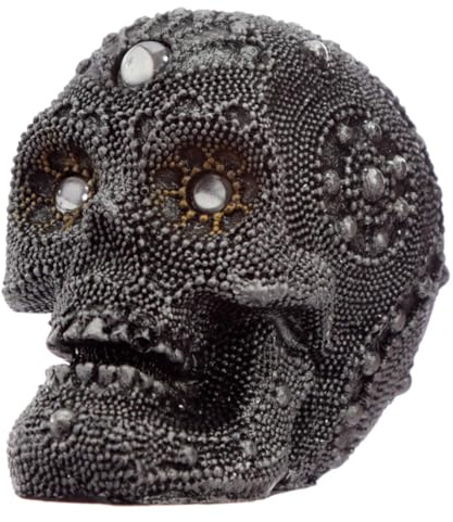 Puckator Silver Beaded Skull Head Small - Home Decoration - Skull with Beard Small - Ornaments - Resin - Home Accessories - Living Room Accessories - Human Skeleton - Goth Gifts for Men