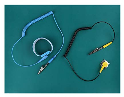 Anti Static Mat ESD, Anti Static Wrist Strap Anti Static Mat for PC Building Safe for Electronic Includes ESD Wristband and Grounding Wire Silicone Soldering Repair Mat