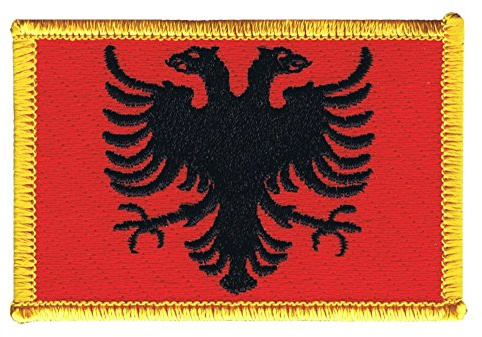 Flaggenfritze® Aufnäher Flagge Albanien – 5,5 x 8,5 cm – hochwertiger Patch zum Aufbügeln oder Aufnähen – besticktes Abzeichen + gratis Sticker