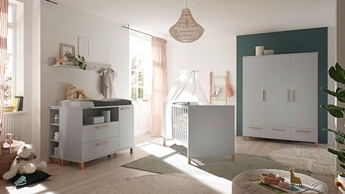 Babyzimmer Olivia 8-teilig – Kinderzimmer in Kreidegrau matt, teilmassives Holz, Türen mit Dämpfung, Schubkästen mit Selbsteinzug, Made in Germany, INKLUSIVE Matratze