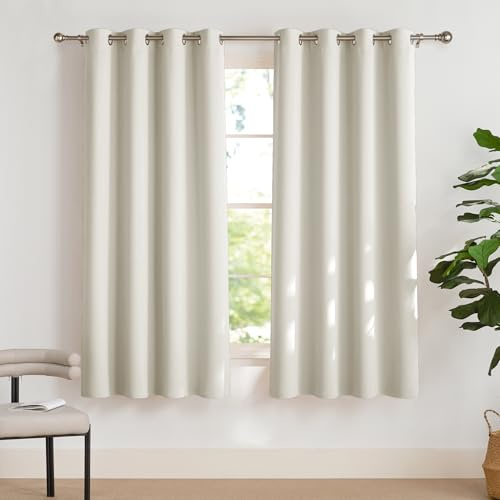 PONY DANCE Vorhang Thermo Hitzeschutz Blackout Curtains for Living Room | 2er Set, H160 x B140cm, Hellbeige, Blickdichte Gardinen, Sichtschutz, UV-Schutz, Kurz, Ösen, für Schlafzimmer Kinderzimmer