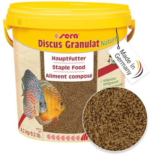 sera Discus Granulat Nature 10 L (4,2 kg) - Hauptfutter für alle Diskusfische, Futter für Diskus