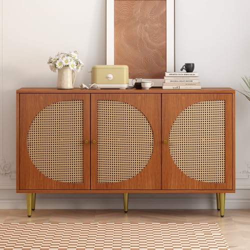 Merax Aparador de 129,8 cm con 3 puertas de ratán con diseño de nogal, estantes ajustables, muebles de almacenamiento modernos para salón, cocina o pasillo
