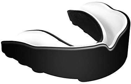 Mouth Guard Geeignet für Boxen, Kickboxen, MMA, Krav MAGA, Jiu Jitsu, Martial Arts, Eishockey, Hockey, American Football, Rugby, Lacrosse, Handball und viele andere Sportarten. (schwarz, Adult)