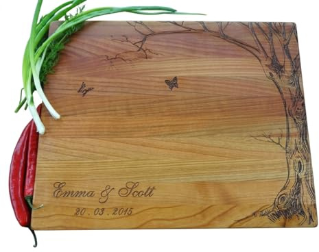 Personalisiertes Schneidebrett mit Baum und Schmetterlinge | Hochzeit Geschenke für das Paar | Küchenbrett aus Holz mit Gravur | Geschenke für frauen | Handgefertigt Frühstücksbrett von Algis Crafts