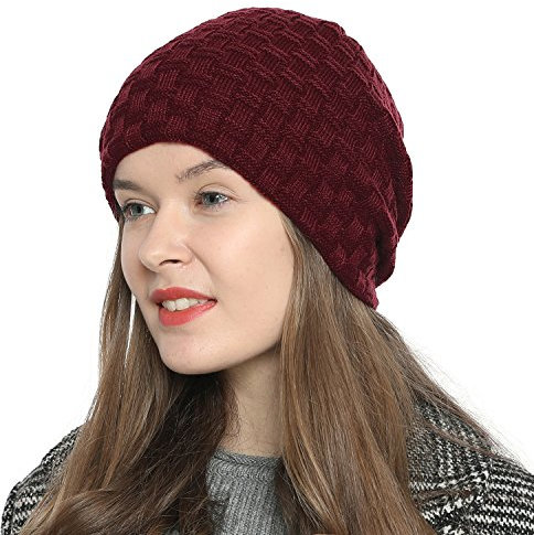 DonDon Mütze Damen Beanie Wintermütze Slouch Strickmütze mit warmen Fleece Innenfutter dunkelrot