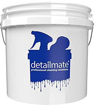 Grit Guard Wash Buckets in 3.5 gallons