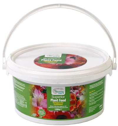 YouGarden Blooming Fast Universal Soluble Fertiliser 1.25kg Resealable Tub x 2, Rapid Results, Stronger Roots, Green Growth