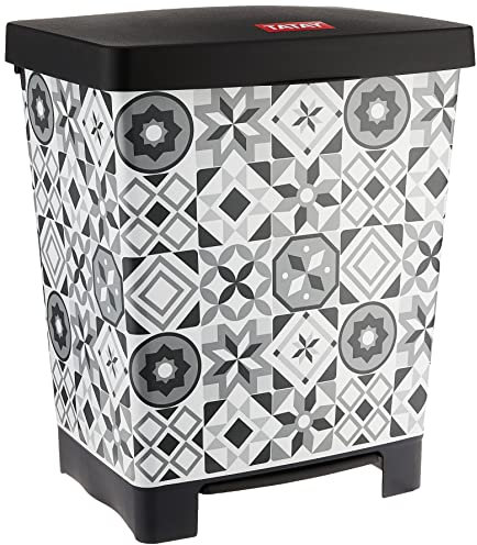 Tatay Cubo de Pedal Cubik, 23L de Capacidad, Pedal Retráctil, de Polipropileno, Libre de BPA, Bolsa Basura 30L. Color Hydraulic Medidas 33.5 x 30 x 39cm