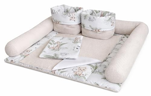 Wickelauflage Set 6-teilig – Wickelunterlage aus Baumwolle & Waffelstoff – Baby Wickelauflage – Geschenk zur Babyparty – Wickeltischauflage – 75x70 cm (Breite x Tiefe), Safari und hellbeige