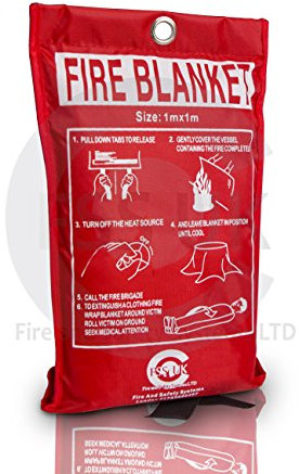 FSS UK 1 METER X 1 METER Fire Blanket Large Quick Release Safety Fighting Tabs Case Or Hard Box 1M X 1M. CE AND EN3 MARKED. (SOFT CASE)