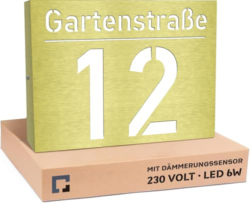 PRINTIMA Hausnummer Beleuchtet LED mit Dämmerungssensor 40x30 cm Golden mit Gravur, 6W A++, 230V, wasserdicht, modernes Design, robust & stilvoll