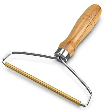 PREMIUM LINT REMOVER AND CARPET SCRAPER - Efficient Pet Hair Removal Tool, Reusable and Eco-Friendly