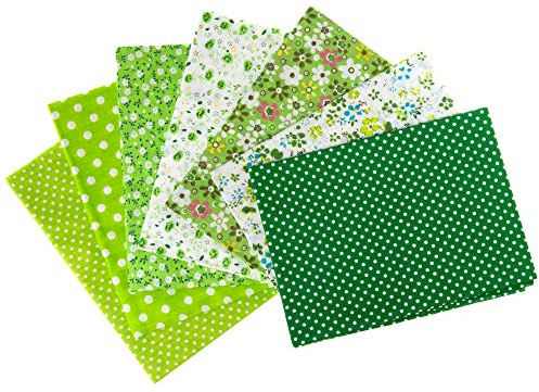Tygpaket: 7 bomullstyg, fettkvarter i grönt för sömmar, kviltning och patchwork; storlek: 50 x 50 cm; mönster: Punkter och blommor