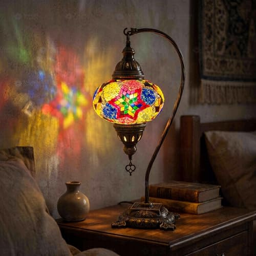 ENVA flerfärgad mosaikbord – turkisk mosaiklampa – färgglad stjärnburst-mönster – marockansk boho sängbord, handskuret glas, svanhals mässingsbas