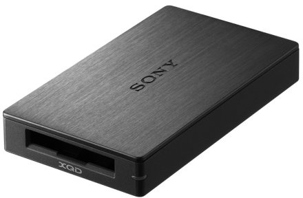 Sony XQD USB 3.0 (USB2.0 compatible) Memory Card Reader MRW-E80 providing up to 5.0Gbps data transfer speeds