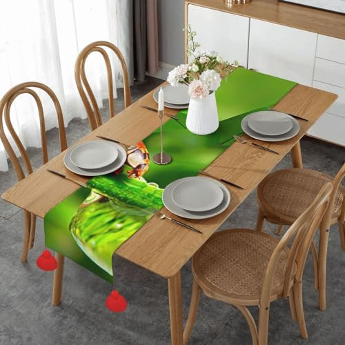 Lustiger Marienkäfer hält Regenschirme Weihnachten Tischläufer 152,4 x 35,6 cm – rechteckige Weihnachtstischdecke mit roter Quaste für Hochzeit, Weihnachten, Zuhause, Party-Dekoration