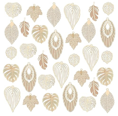 PandaHall 32 Stück 8 Style Baumblatt Charms, Messing Monstera Blatt Anhänger Filigran Geätztes Ahornblatt für Halskette Ohrring Schmuckherstellung Schlüsselanhänger Tasche Dekoration, Licht Gold