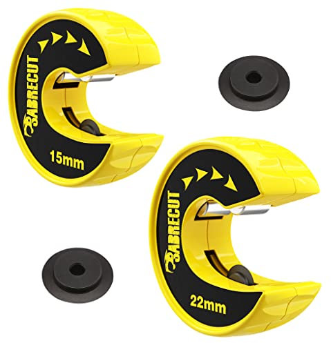2 x SabreCut APSCK01 15mm & 22mm Automatic Clip & Twist Action Pipe Cutter Tube Slice Compact Zinc Alloy Body with Longlife SKS-3 High Chrome Tool Steel Cutting Wheel (2 Spare Wheels Included)