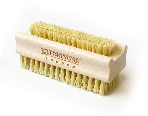 1541 London Beechwood Wooden Nail Brush with Firm Cactus Bristle (1 pack)