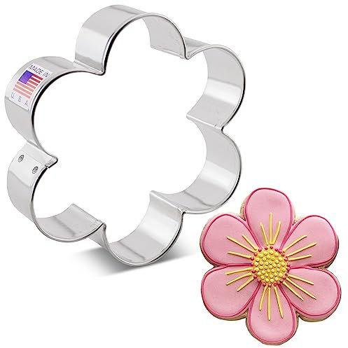 Flower Scalloped Edge Cookie Cutter 9.6 cm, Made by Ann Clark