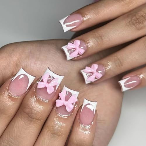 GlamRays 24 Stücke French Nails Press on False Kurz Quadrat Weiße Stick on mit 3D Harz Schleifen Charm Designs Nude Acrylnägel