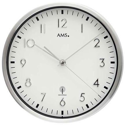 AMS - Funk - Wanduhr - Metallgehäuse aus gebürstetem Aluminium, weißes Zifferblatt, Mineralglas, Durchmesser 25 cm